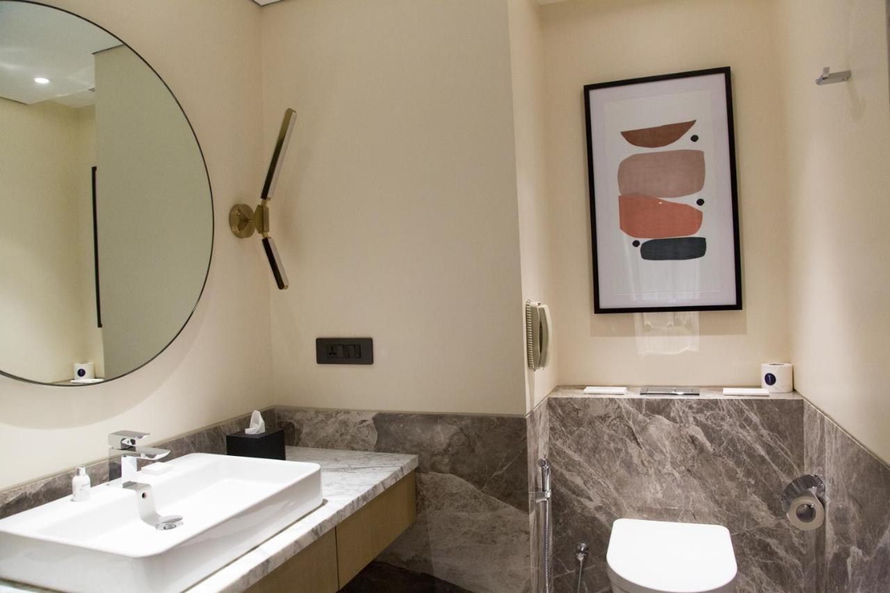 Radisson Blu Mumbai International Airport酒店 外观 照片 Bathroom