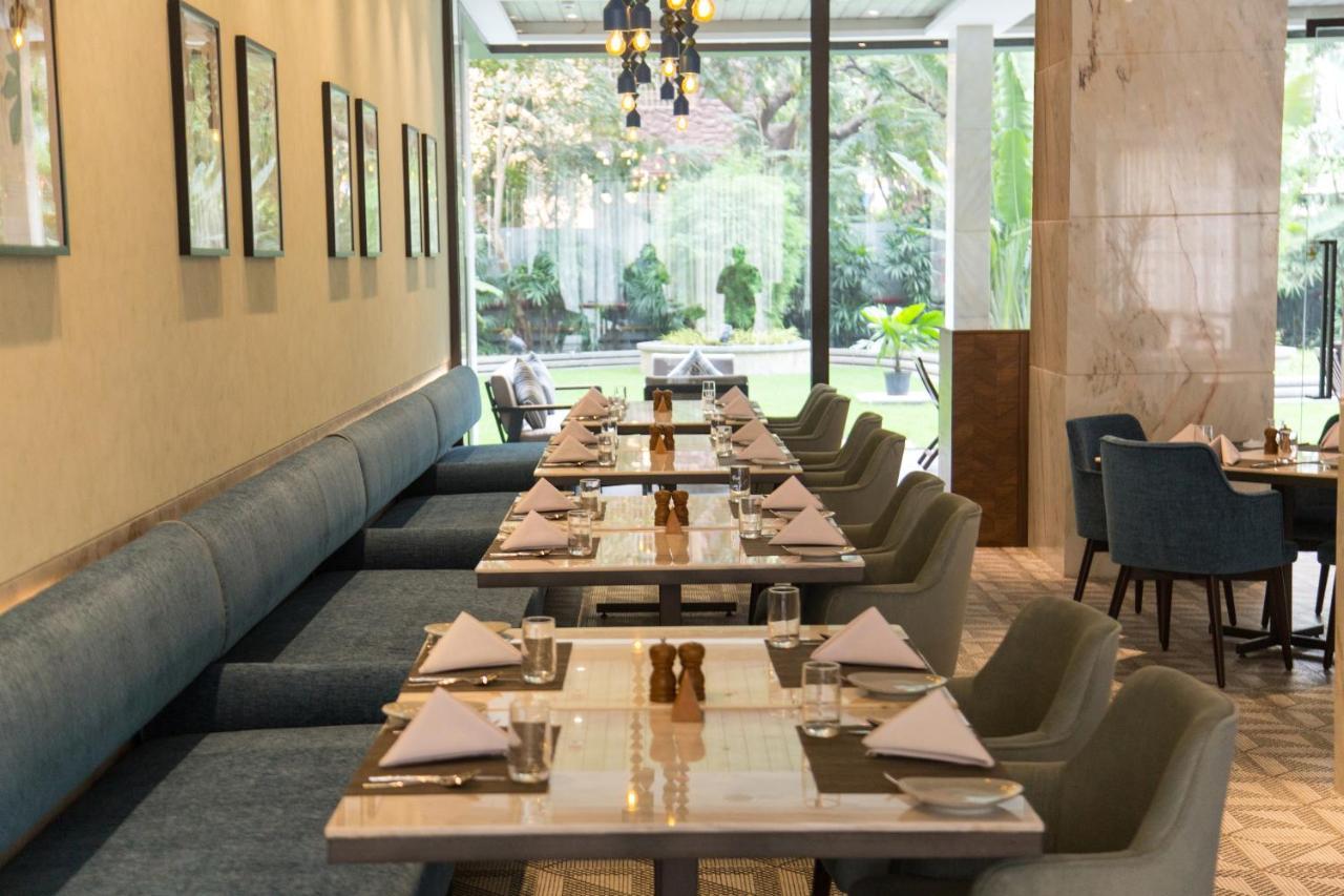 Radisson Blu Mumbai International Airport酒店 外观 照片 The restaurant